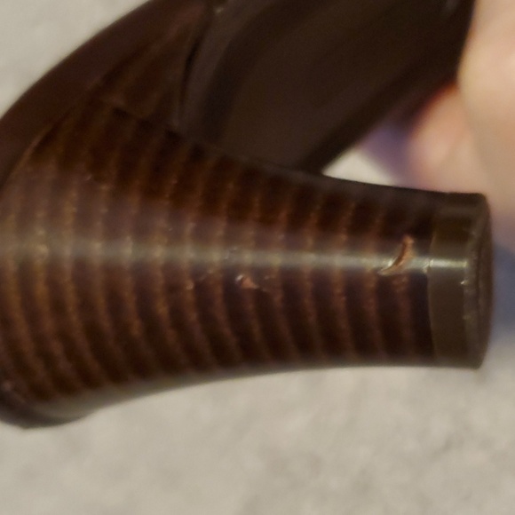 FIRST Embroidered Leather Mules - Picture 16 of 16